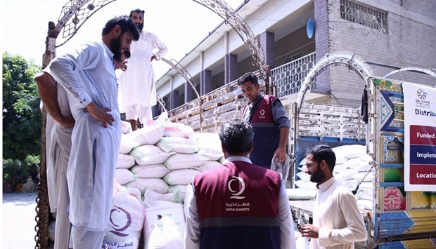 The aid was delivered aid to 3500 beneficiaries in Ch?rsadda and Nowshera, both districts in Khyber Pakhtunkhwa province, while another 3,500 beneficiaries have received the assistance in Loralai district of Balochistan province.