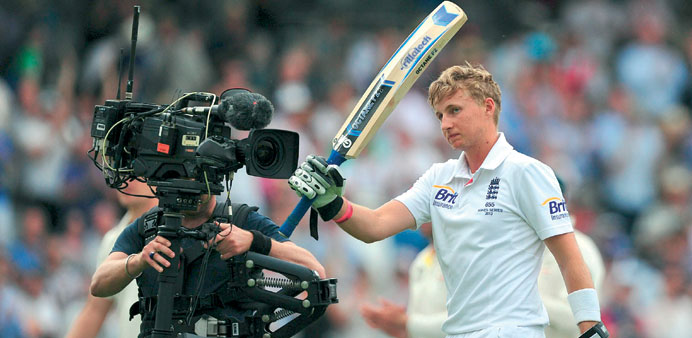 Englandu2019s Joe Root acknowledges the crowd as he leaves the field after scoring an unbeaten 178 on the third day of the second Ashes Test at Lordu2019s yes