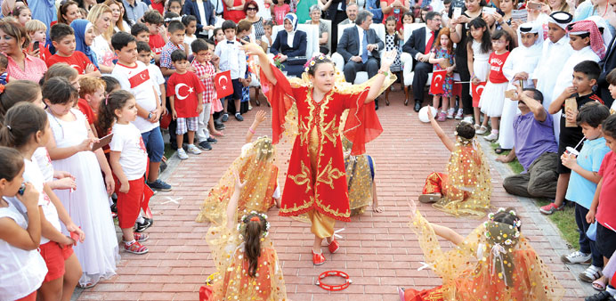 THE SHOWSTOPPERS: Six girls performing the traditional Turkish folk dance u00c7iftetelli at the Turkish embassy premises in Onaiza.     Photo by Najeer Fe