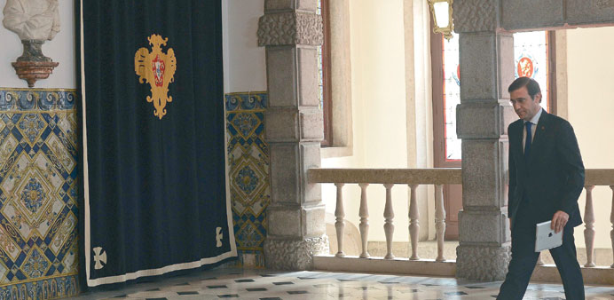 Passos Coelho arriving yesterday at Belem Presidential Palace to meet President Anibal Cavaco Silva to discuss the political crisis.