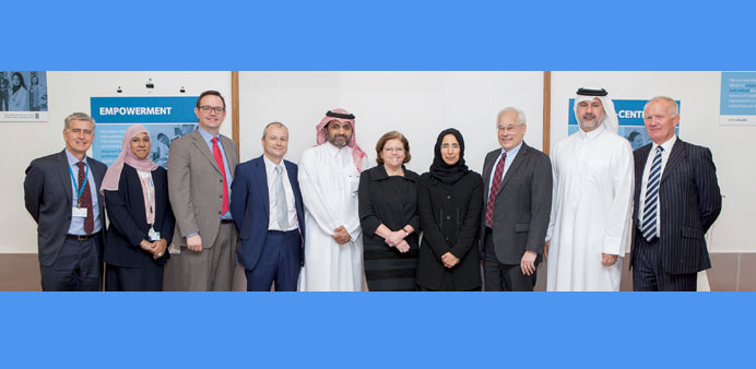 HMC and IHI officials pose in a group photo at the meeting.