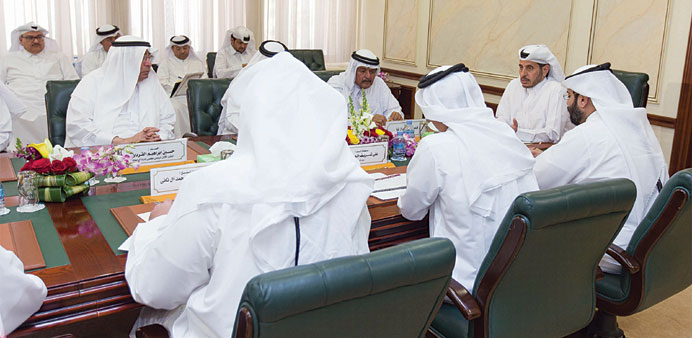 The Prime Minister meets with Qatar Businessmen Association members.