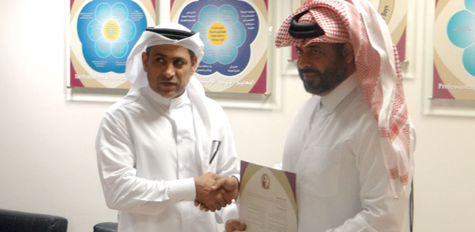 HSBC Qatar CEO Abdul Hakeem Mostafawi has encouraged students at Tariq Bin Ziyad Independent Secondary School to become Qataru2019s future business leader