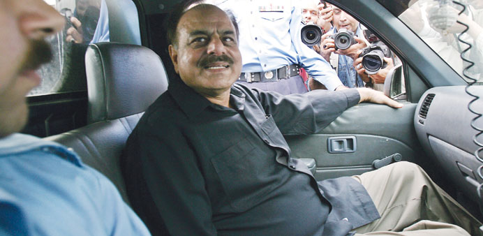 A file picture taken on November 4, 2007 shows Hamid Gul (right), former chief of the Inter-Services Intelligence, Pakistanu2019s premier spy agency, in a