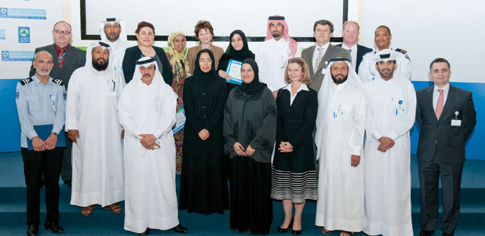 Hanan al-Kuwari with senior members of the WoW programme.