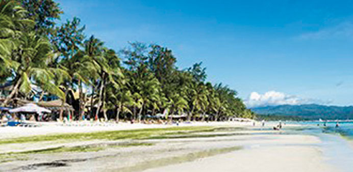  The White Beach in Boracay Island.